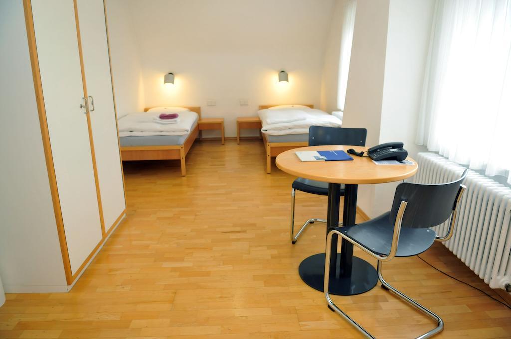 Tagungszentrum Evangelische Akademie Bad Boll Chambre photo